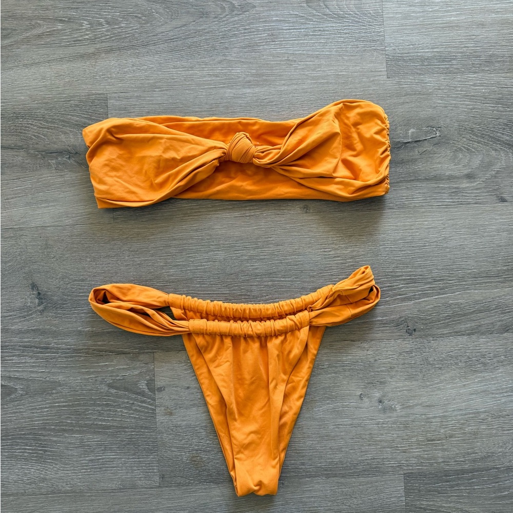 Stone Fox Swim Set